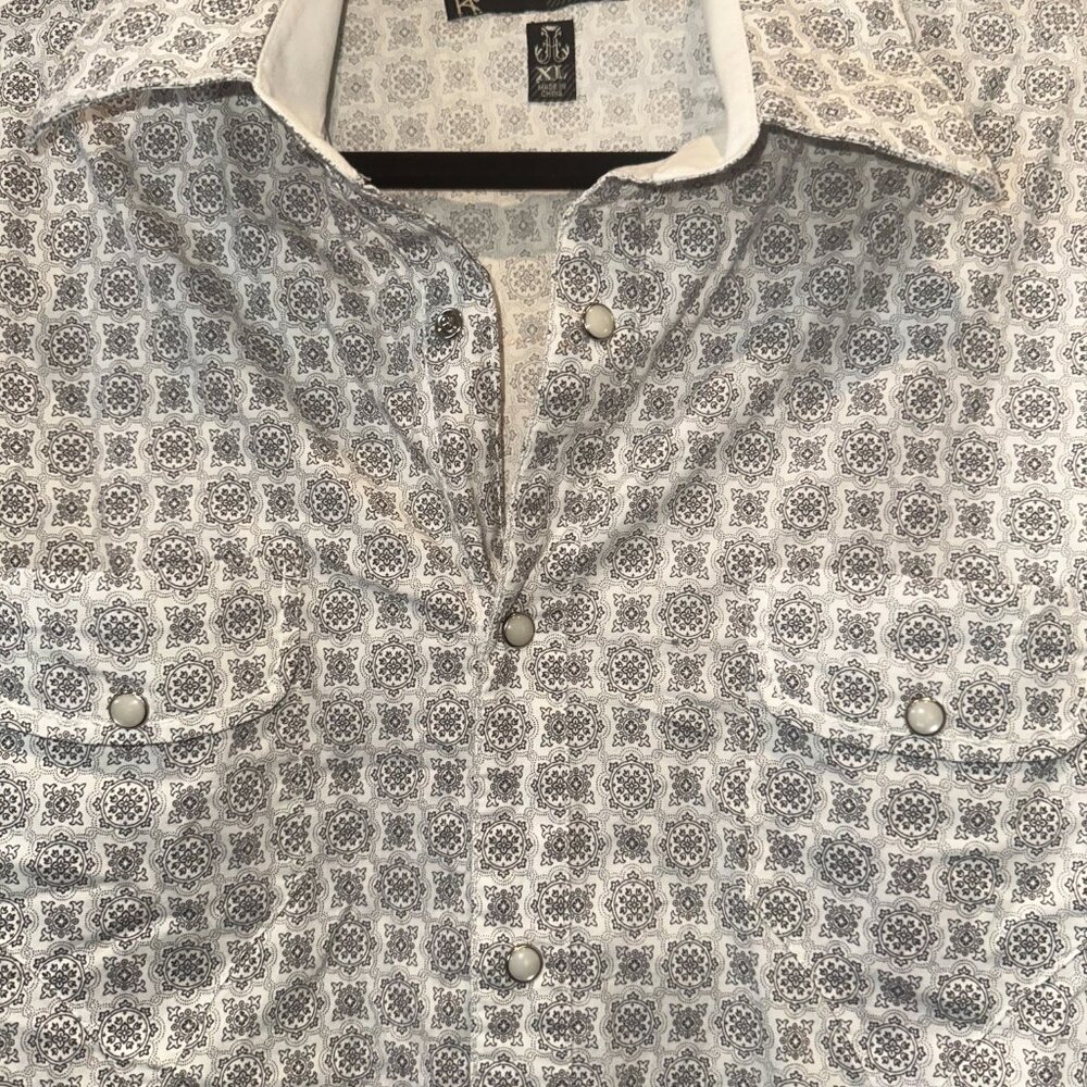 Howe Button Up Shirt - Picture 4 of 6